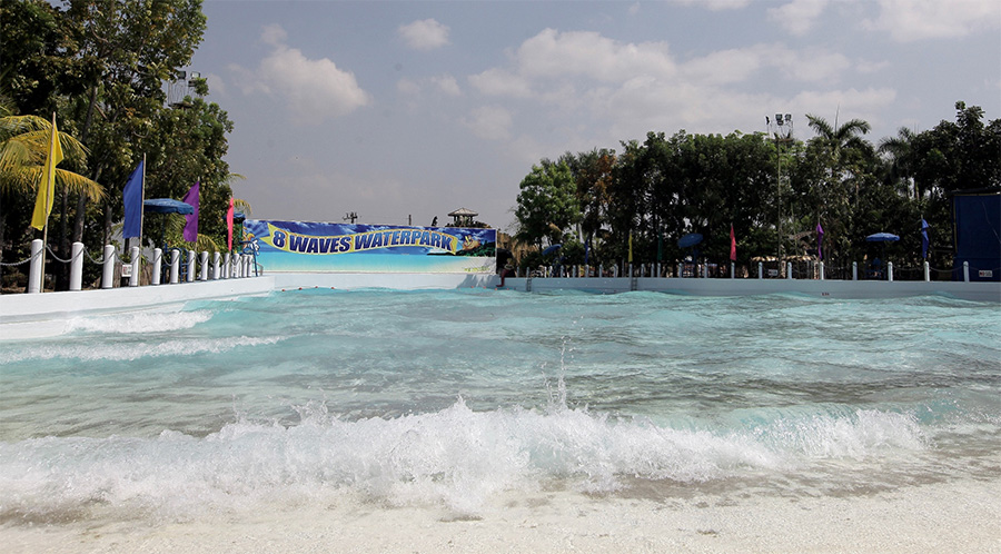 8 Waves Waterpark and Hotel of Bulacan
